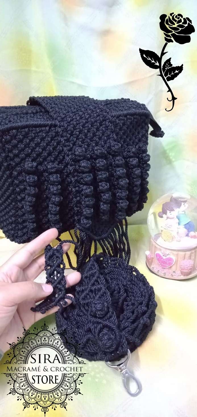 حقيبة نسائية هاند ميد مكرمية