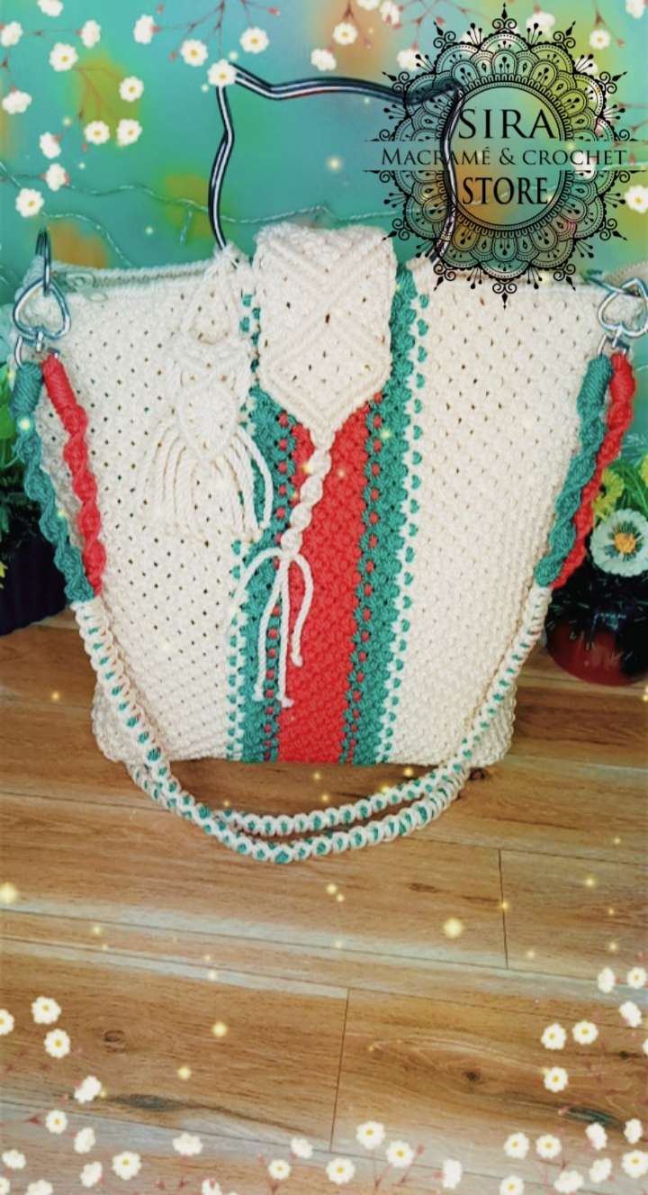 حقيبة كروس مكرمية