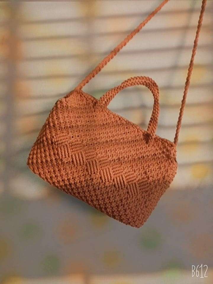 شنطه مكرمية هاند ميد