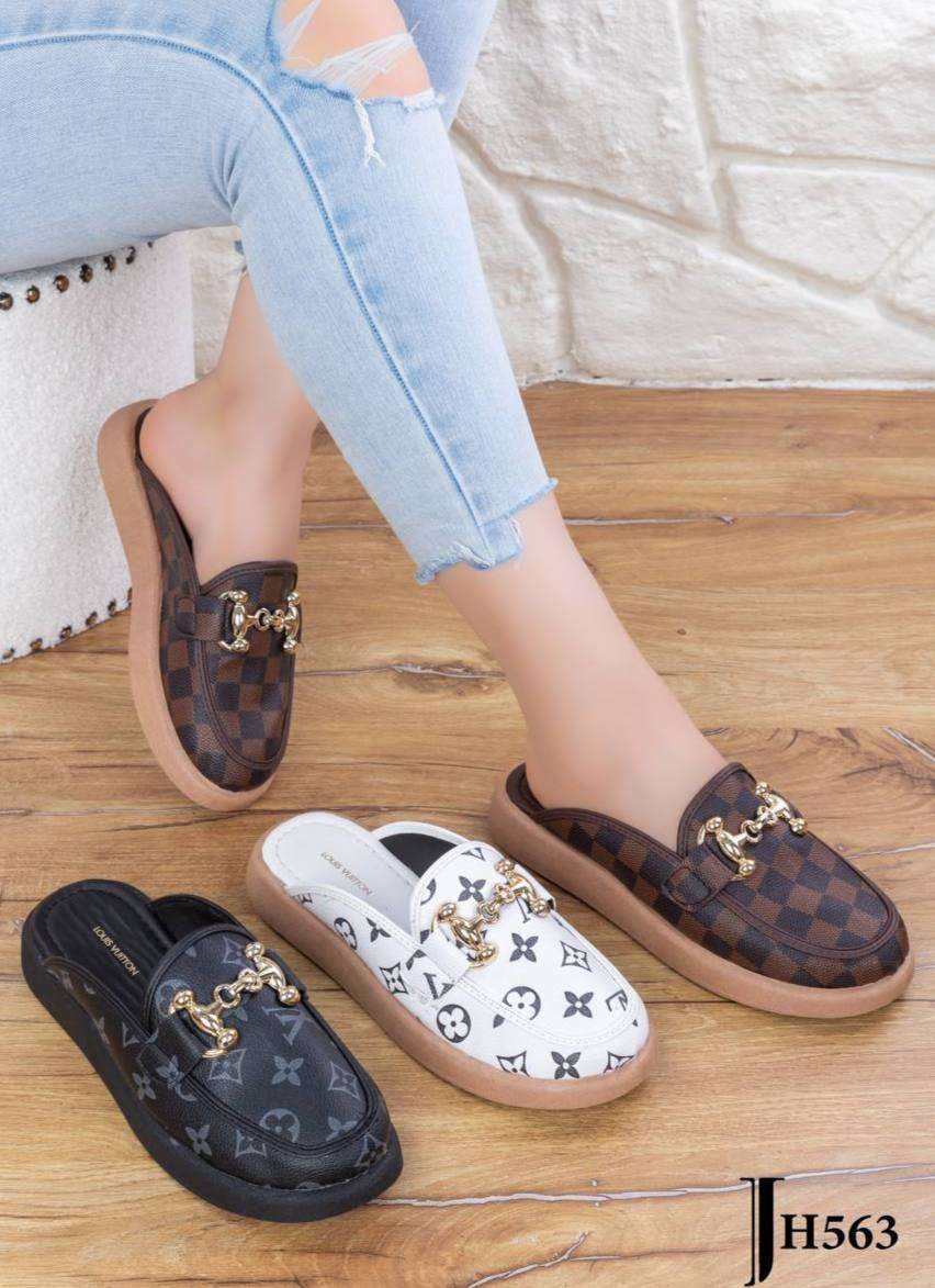 سابوه ترندي جدااااا خامات ممتازة نعل رابر طبي