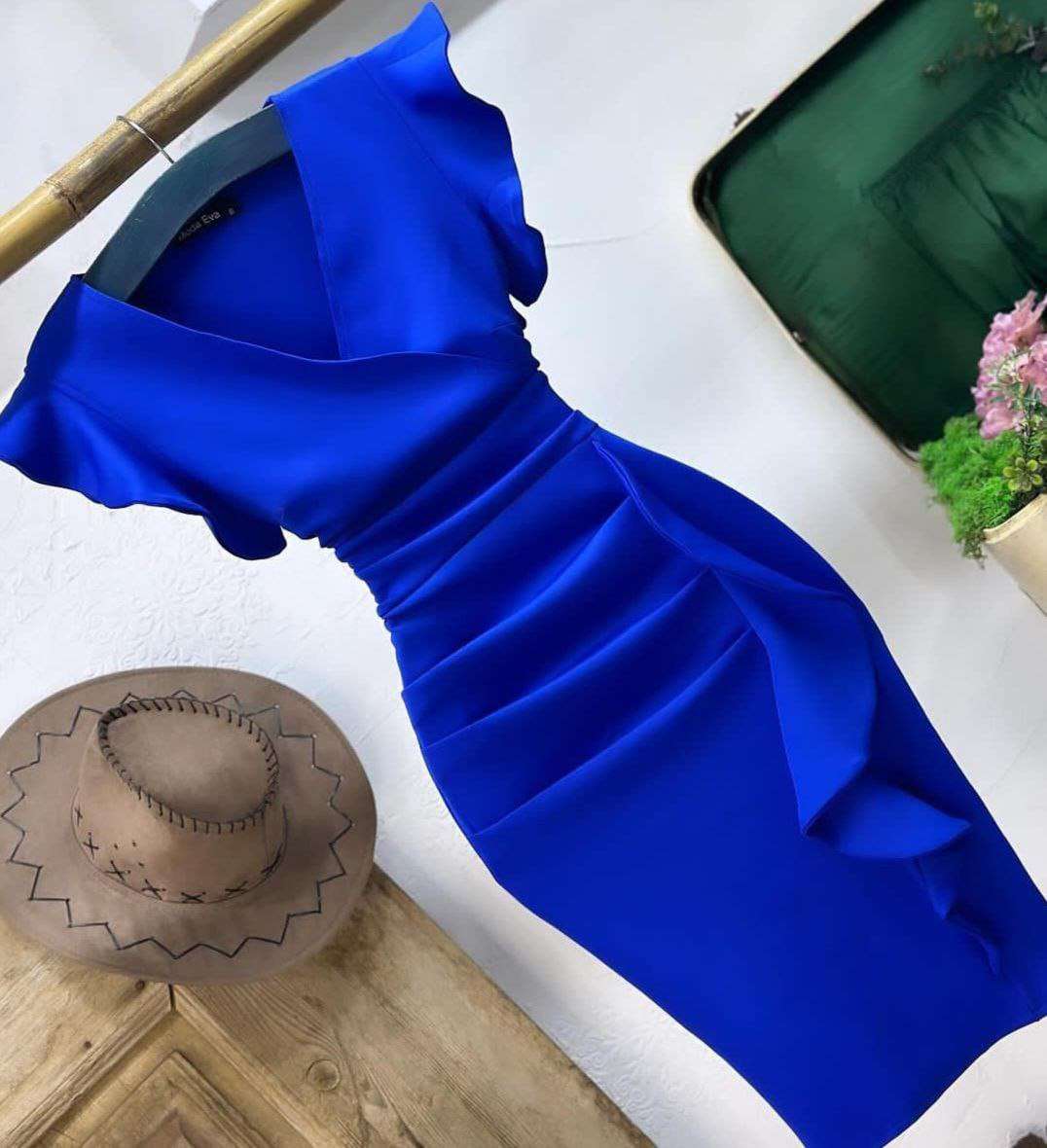 فستان سكوبا قصير مناسبات