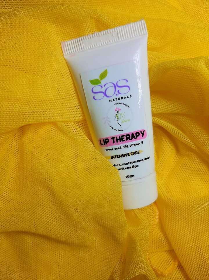 ليب ثيرابي للشفايف