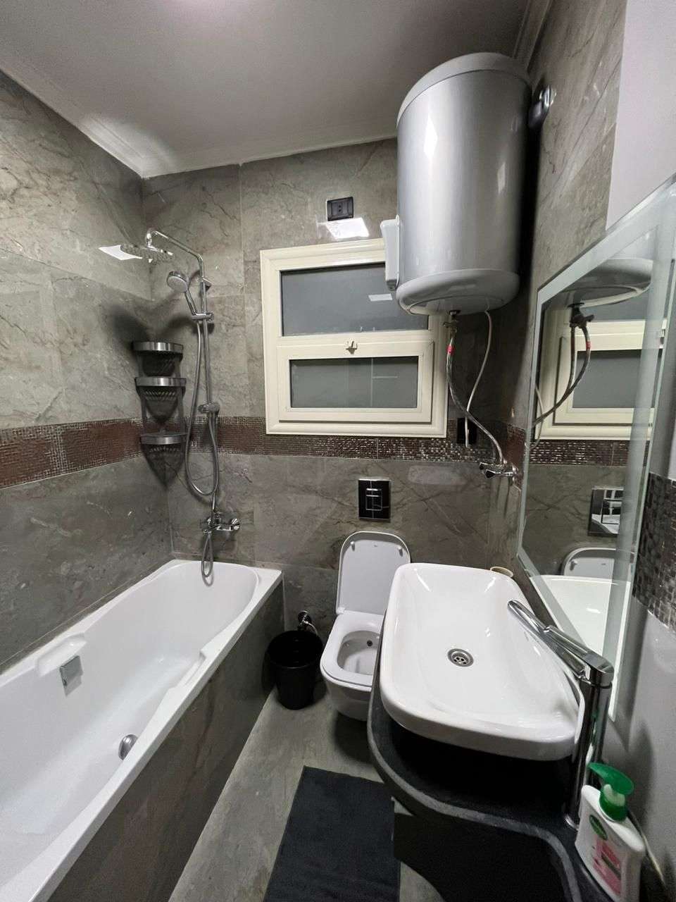 للبيع شقة ممتازة جاهزة للسكن او الاستثمار 87متر مميزة