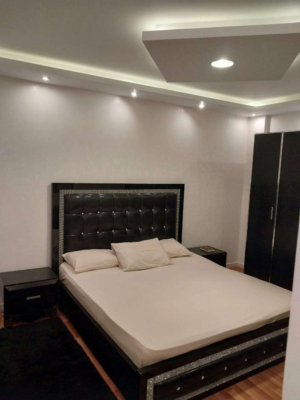 شقة فاخرة للايجار المفروش بالزمالك