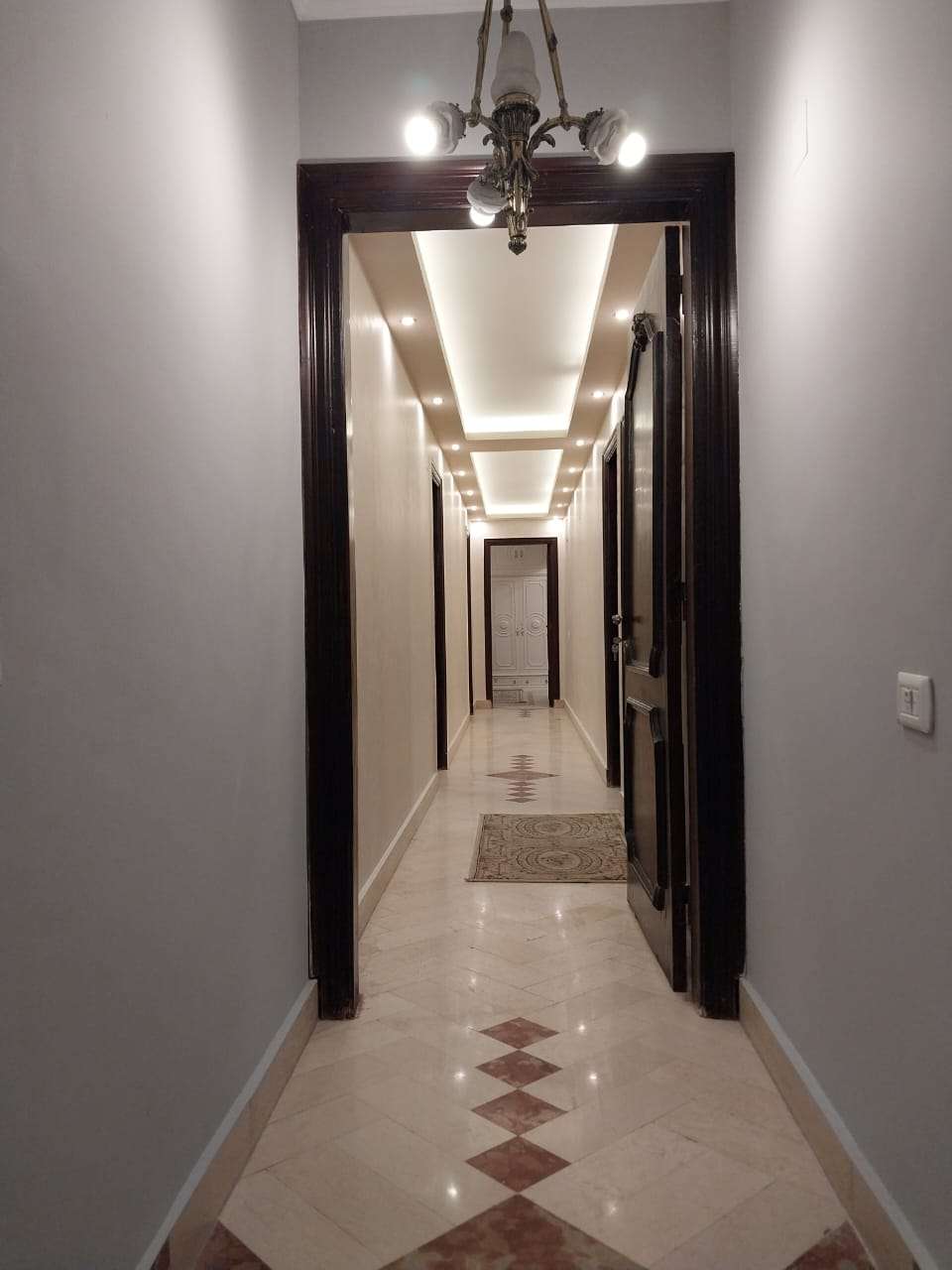 شقة فاخرة للايجار المفروش بالزمالك