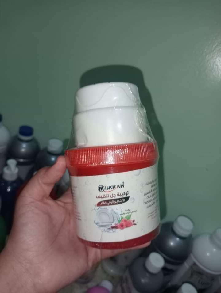 تركيبه سائل تنظيف الأطباق بالتوت و لليمون