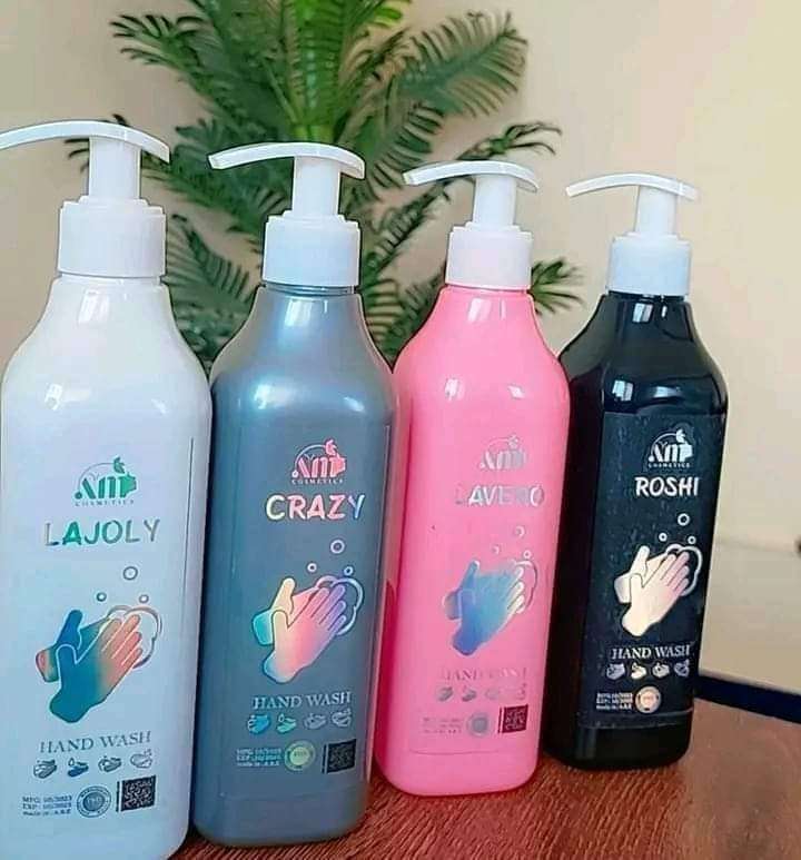 غسول لليد والبشره