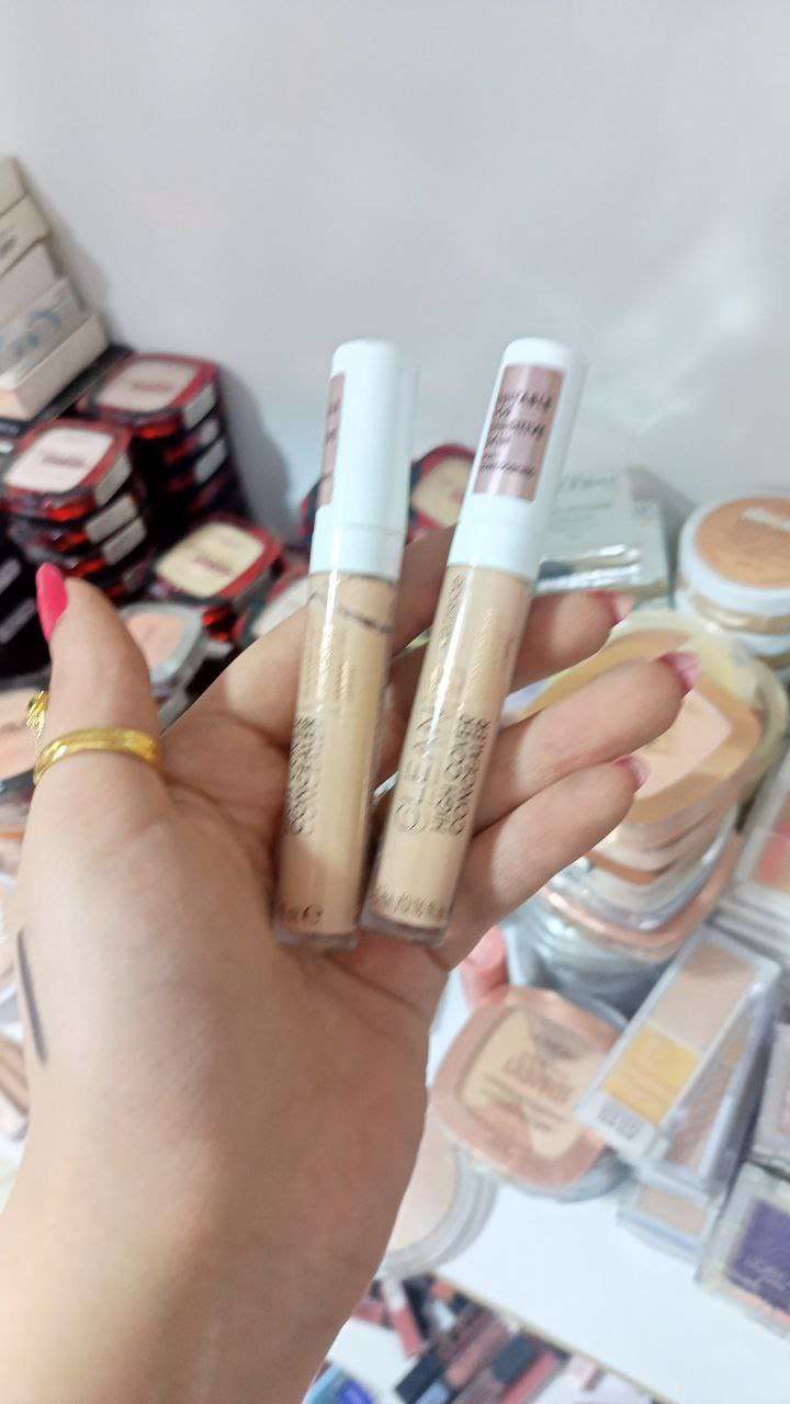 كونسيلر كاتريس