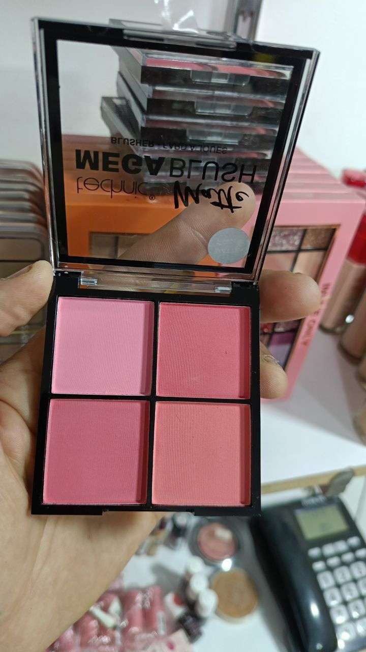 أحمر الخدود بركه