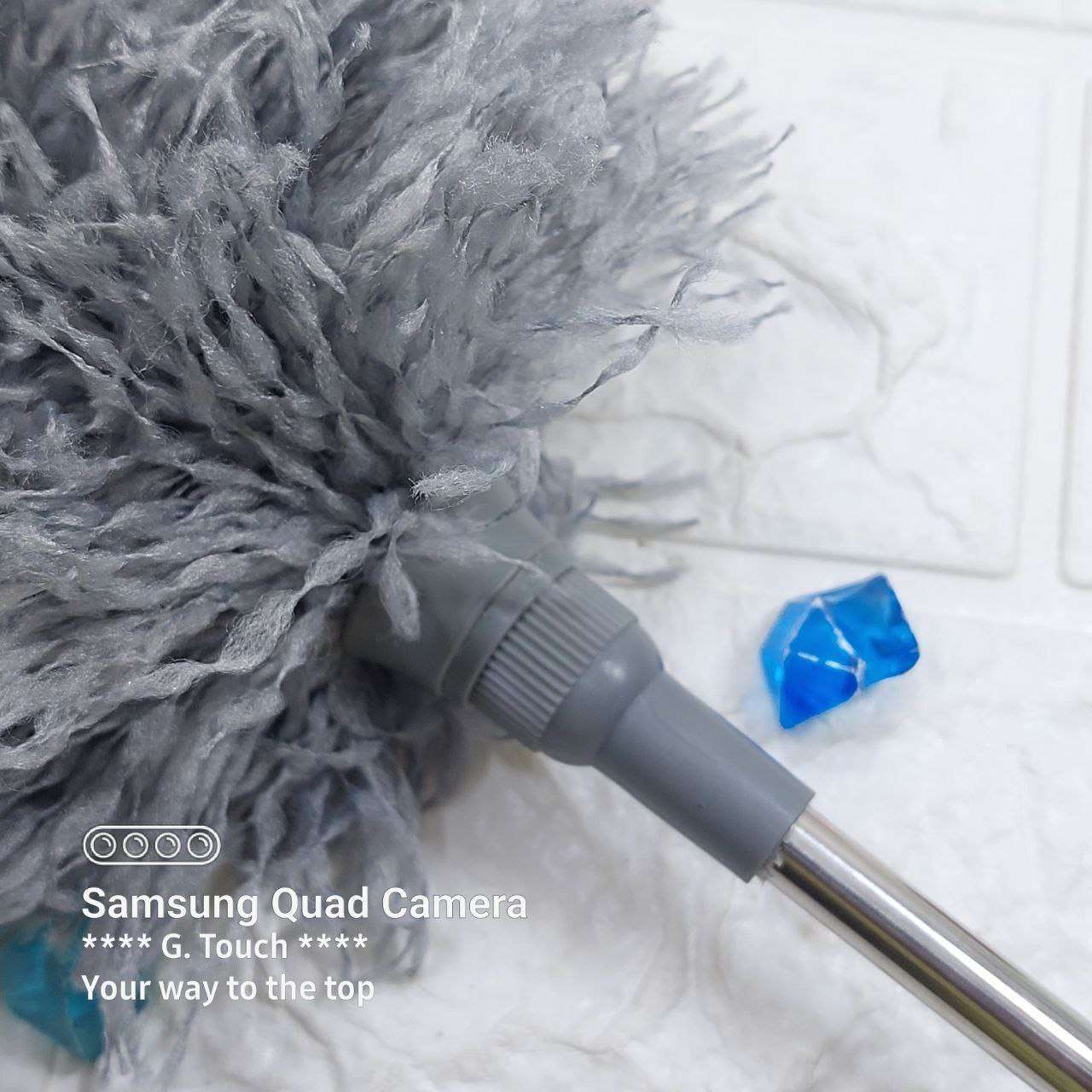 الريش الميكروفايبر