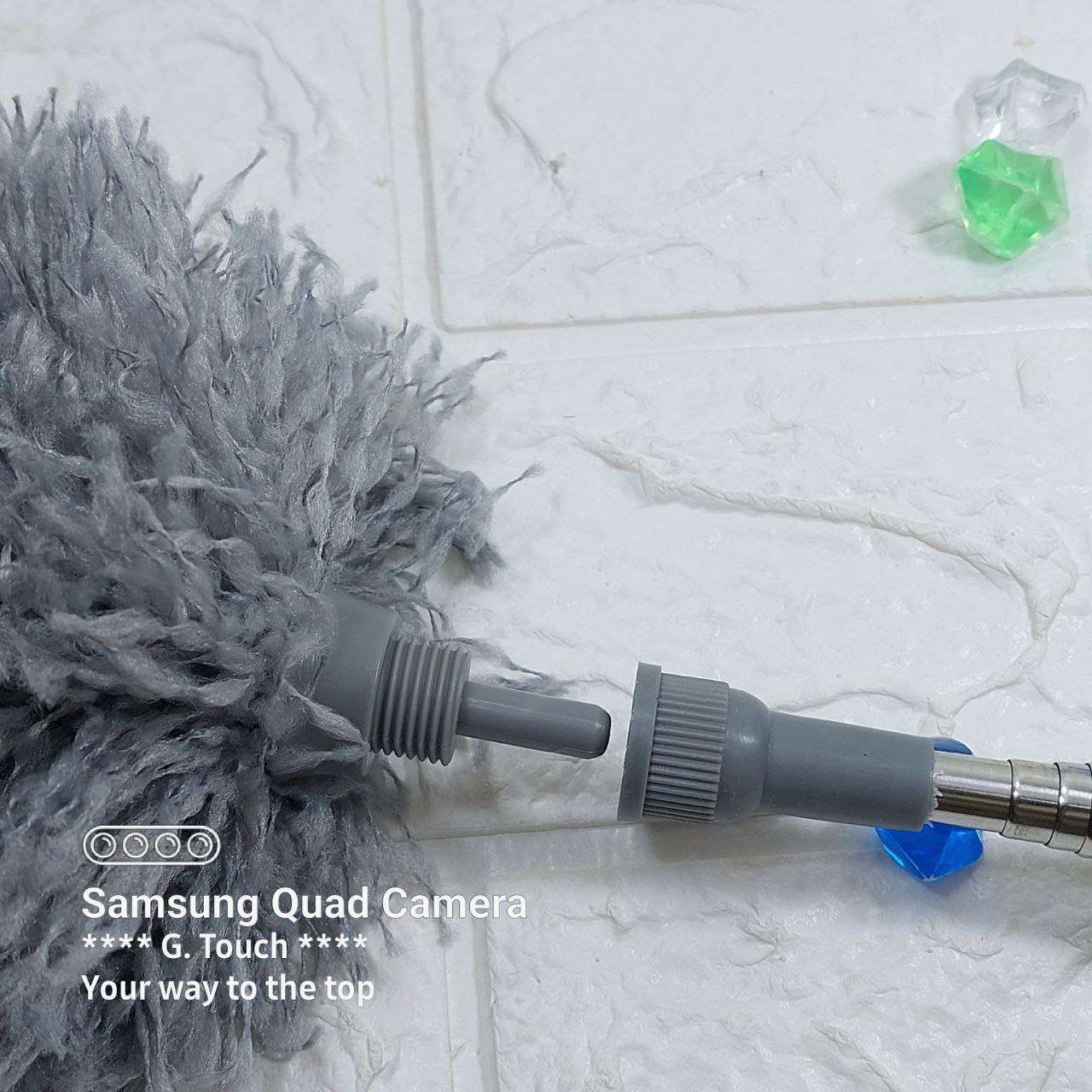 الريش الميكروفايبر