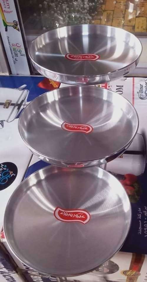 صواني بيتزا