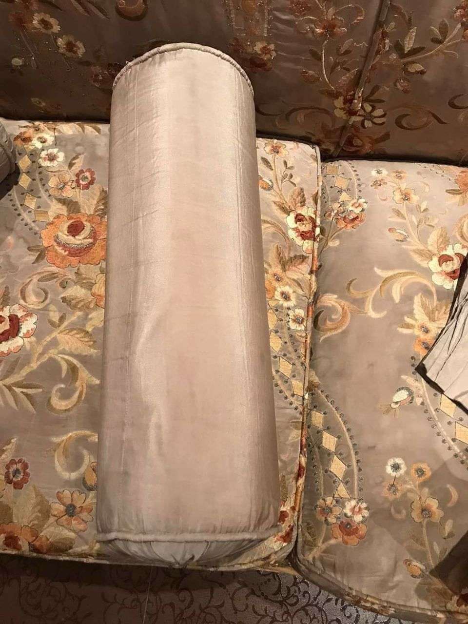 قفاز قاهر الدهون وبقع  المفروشات