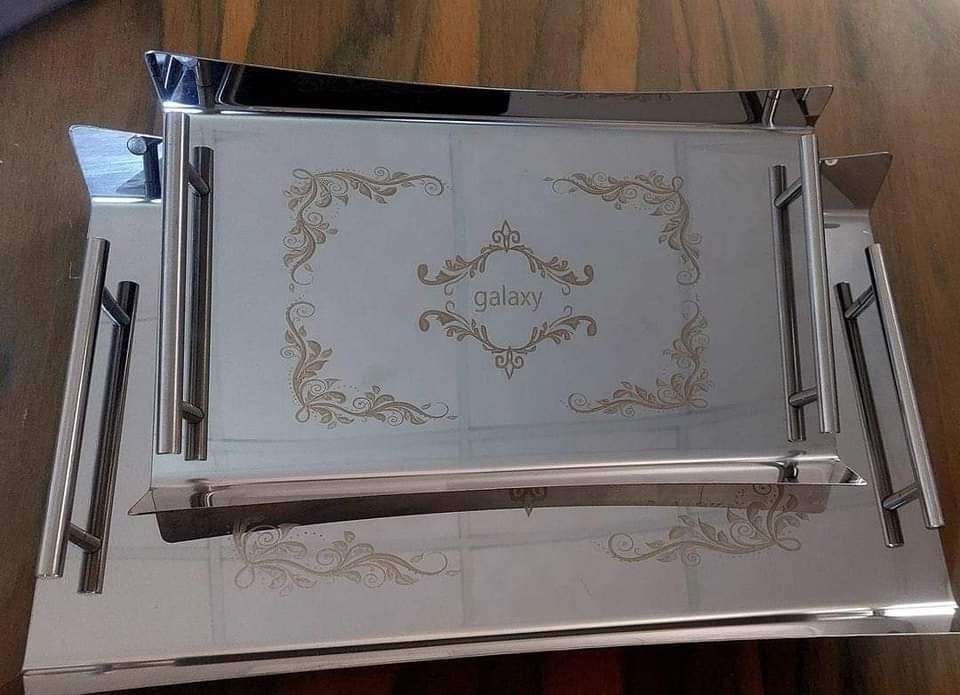 صواني تقديم