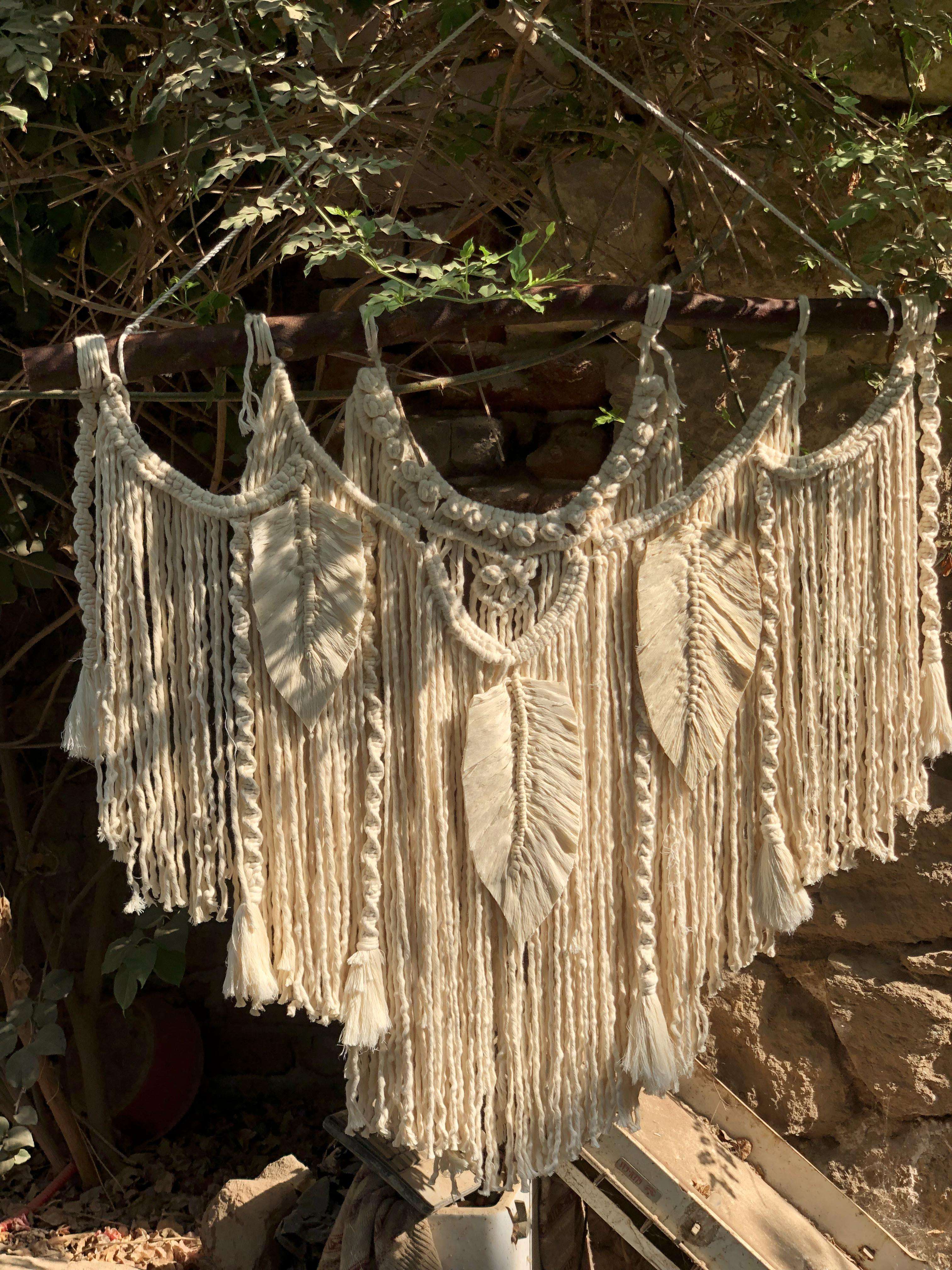 جدارية مكرمية