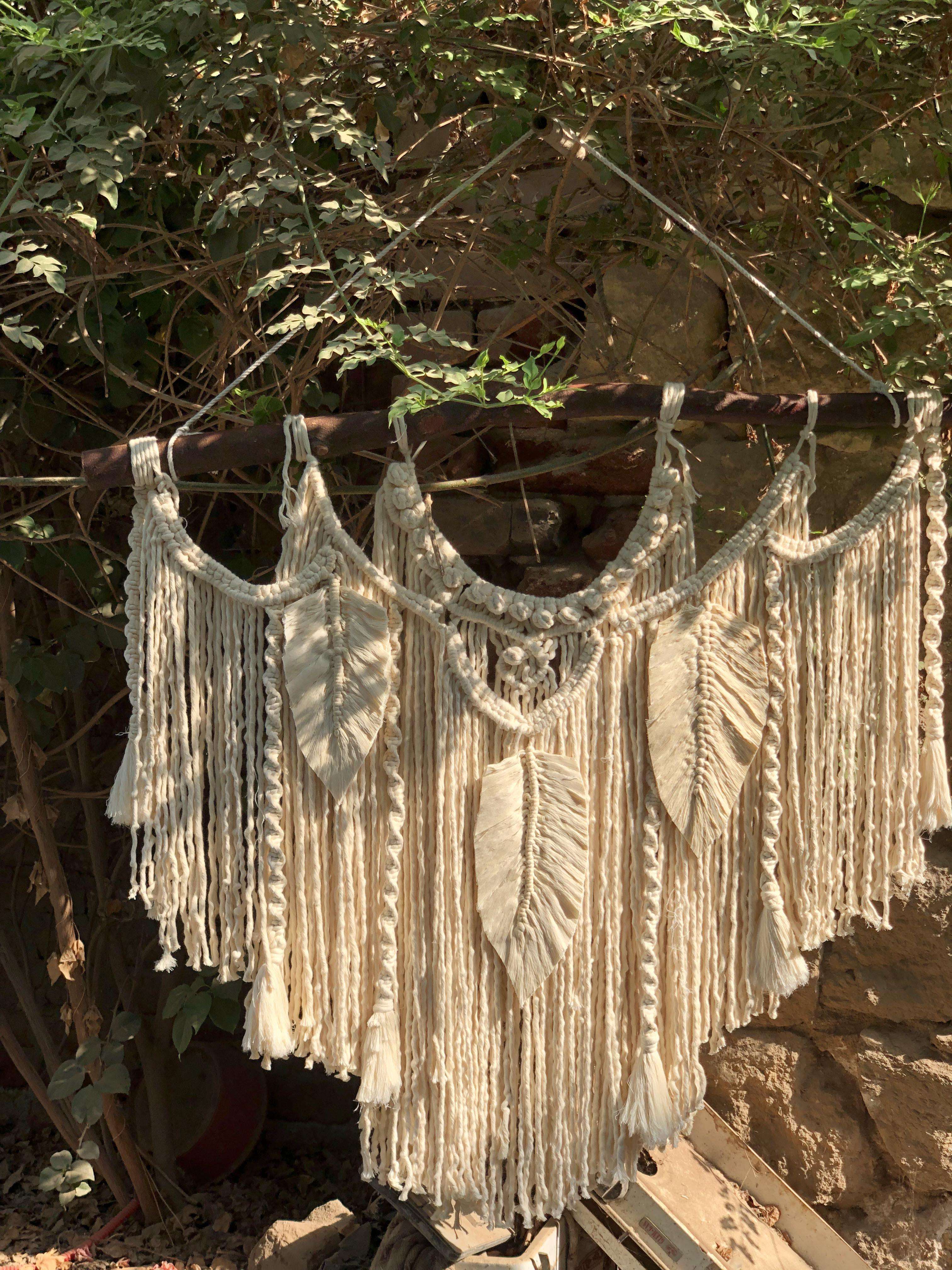 جدارية مكرمية