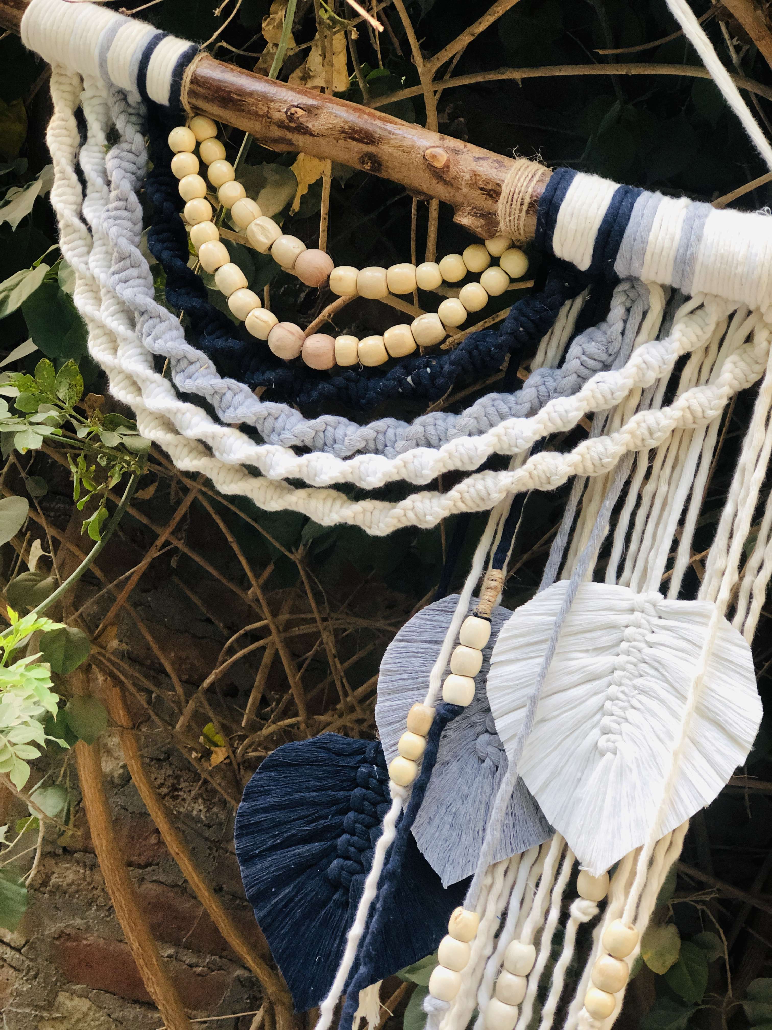 جدارية مكرمية