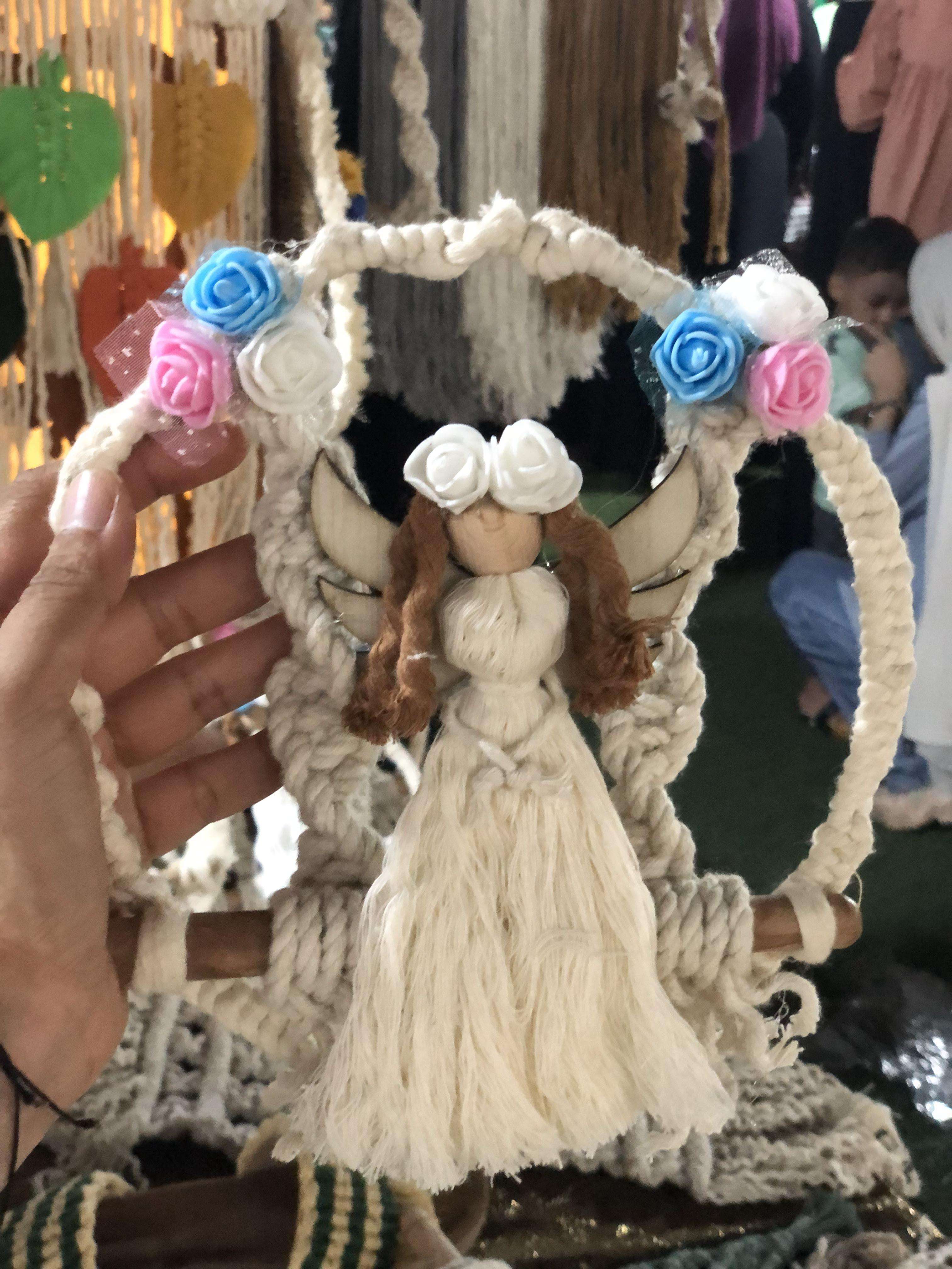 عروسة مكرمية