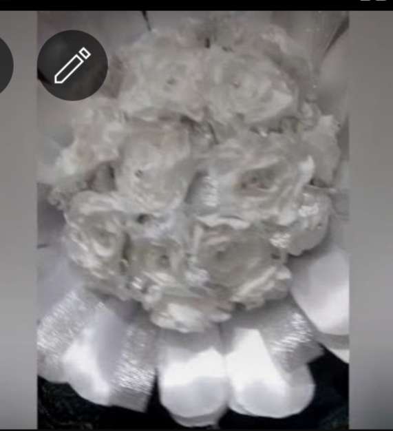 بوكيه ورد العروسه