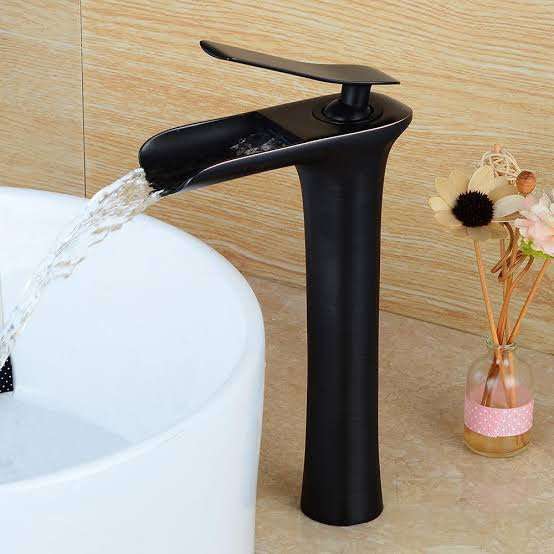 خلاط حوض ديكور شلال عالي