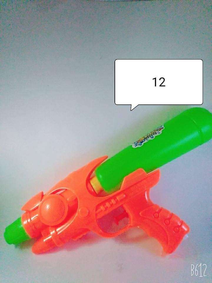 مسدس مياه للاكفال