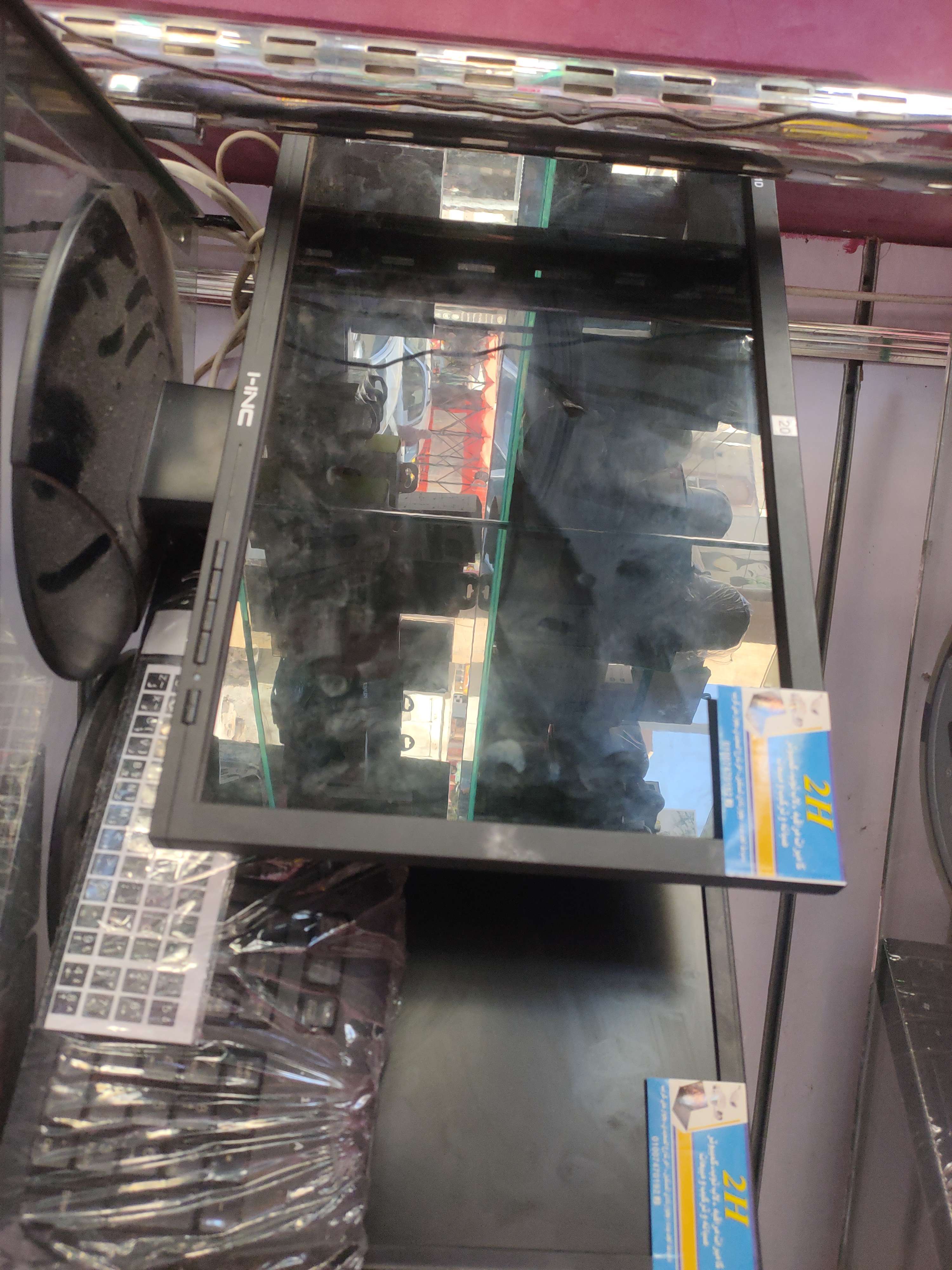 شاشه كمبيوتر مستعمله