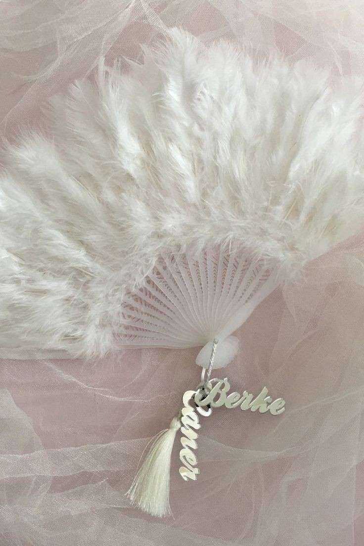 مروحة عروسة