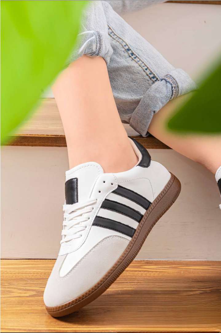 كوتشى نسائي مستورد