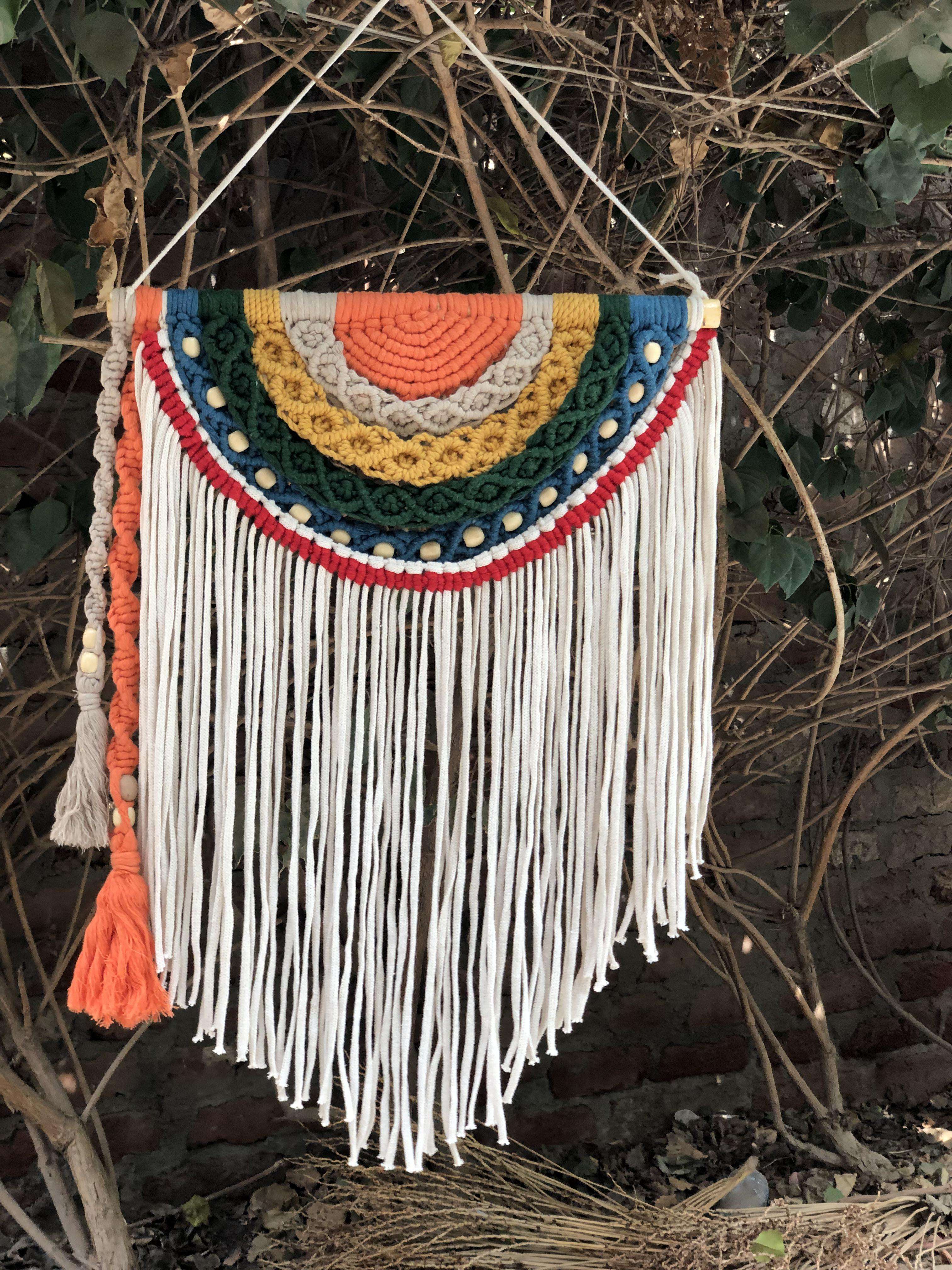 جدارية مكرمية