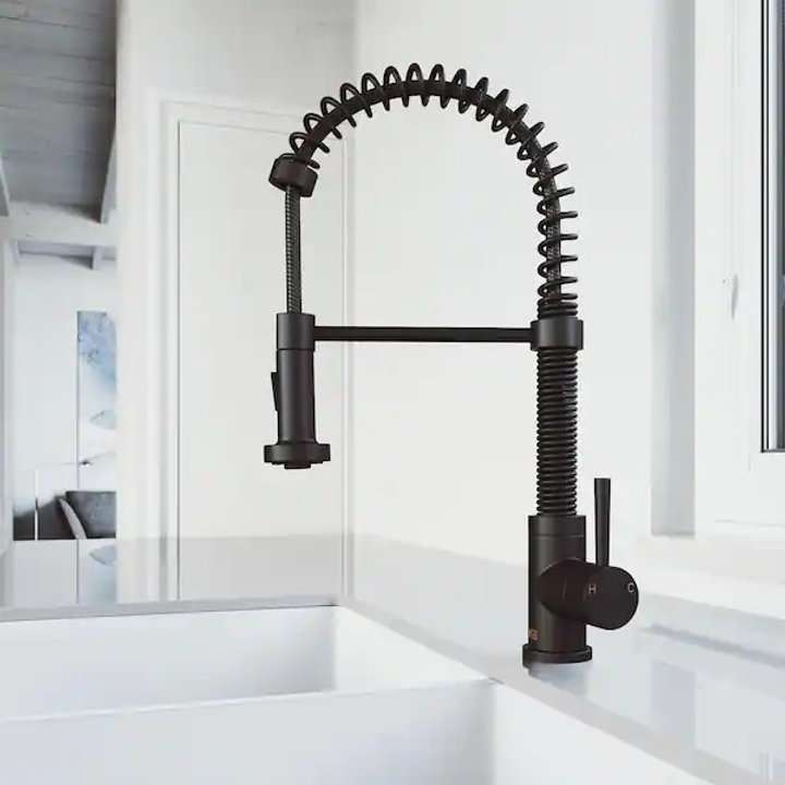 خلاط مطبخ اسود سوستة