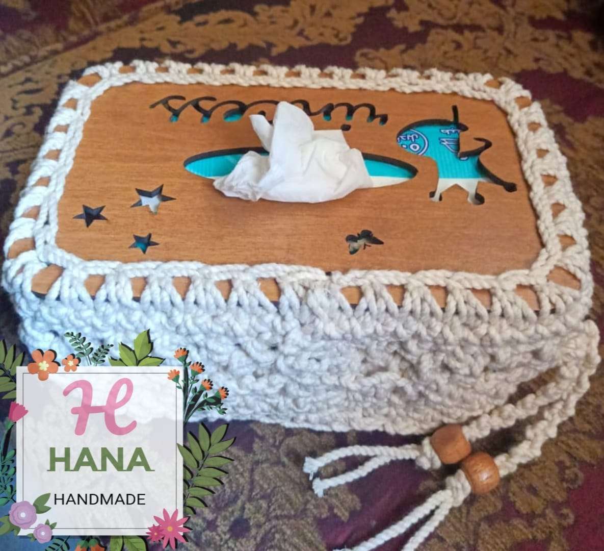 عليه مناديل هاند ميد