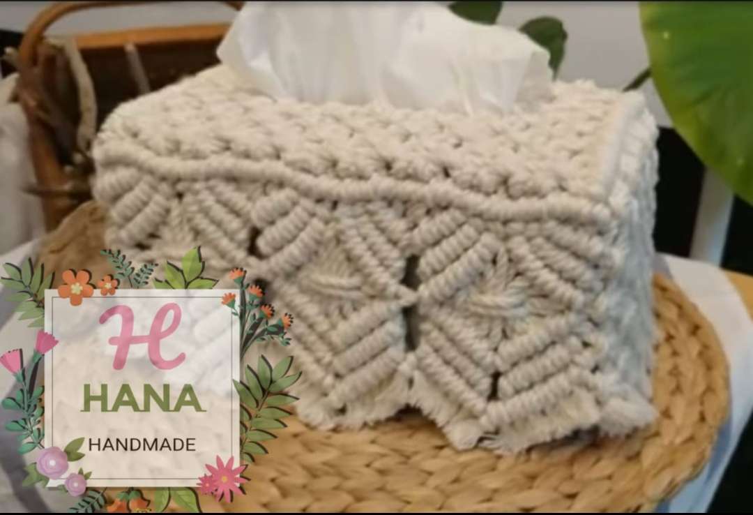 علبه مناديل هاند ميد