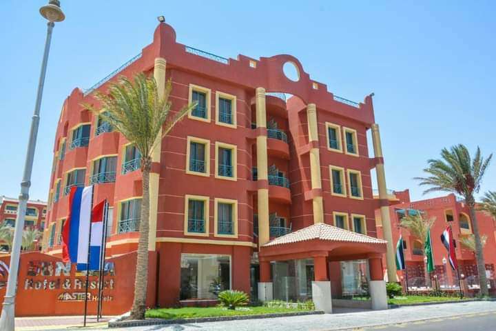 فندق صن أند سي