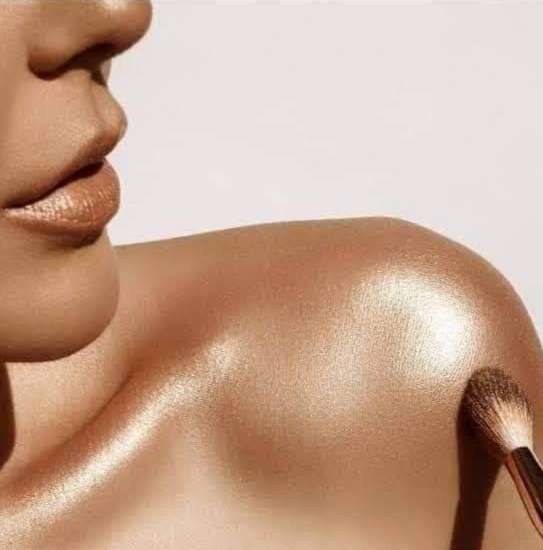 لوشن هايلايتر إيسينس 🤎