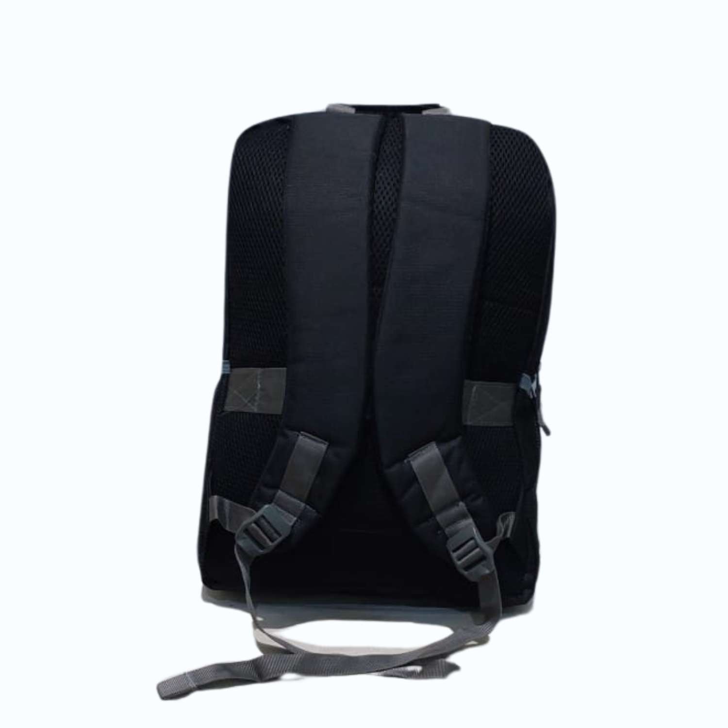 شنطه ظهر سوداء Hp للاب توب والدراسه الجامعيه والسفر نسخه اوريجنال