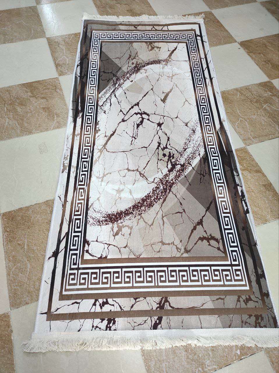 مشايا سري دي خامات ممتازة  بديل السجاد  سهلة في الفرد واللم والغسيل