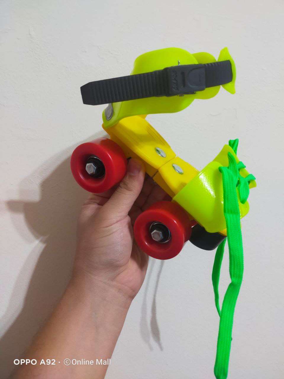 سكيت صندل للأطفال