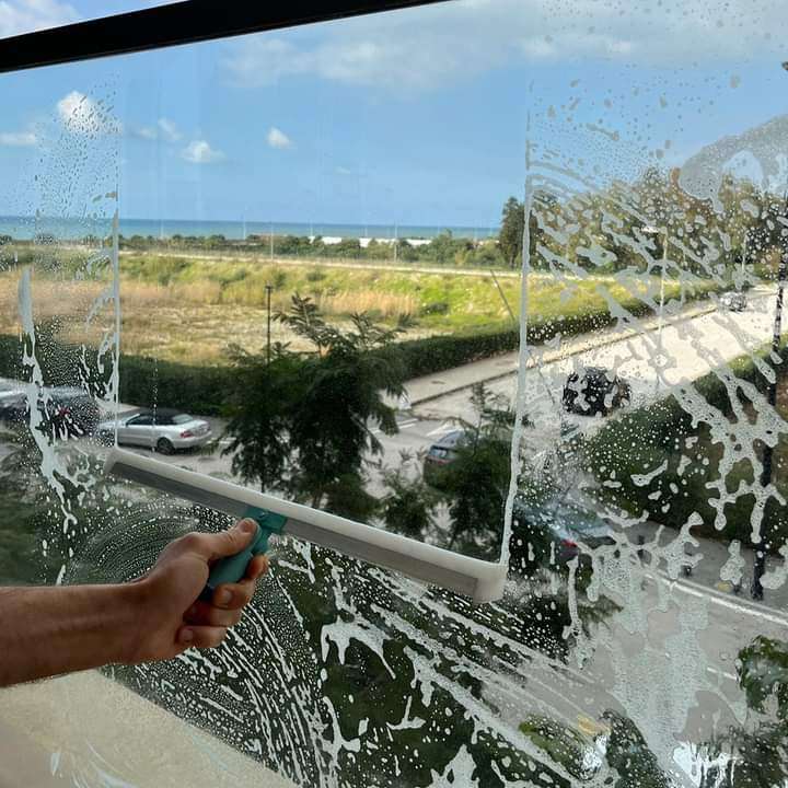 المساحة السيلكون الترند