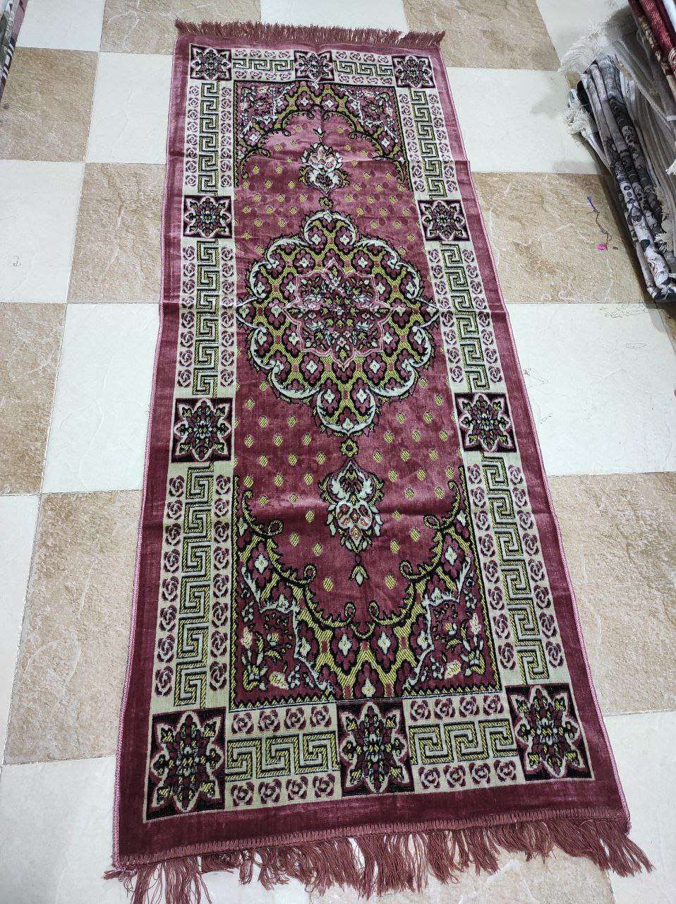 مشاية تشكيل جديد من مشاية الحافظة مقاس ٧٠ ×٢ تنفع مفرش كنب مفرش للركنه