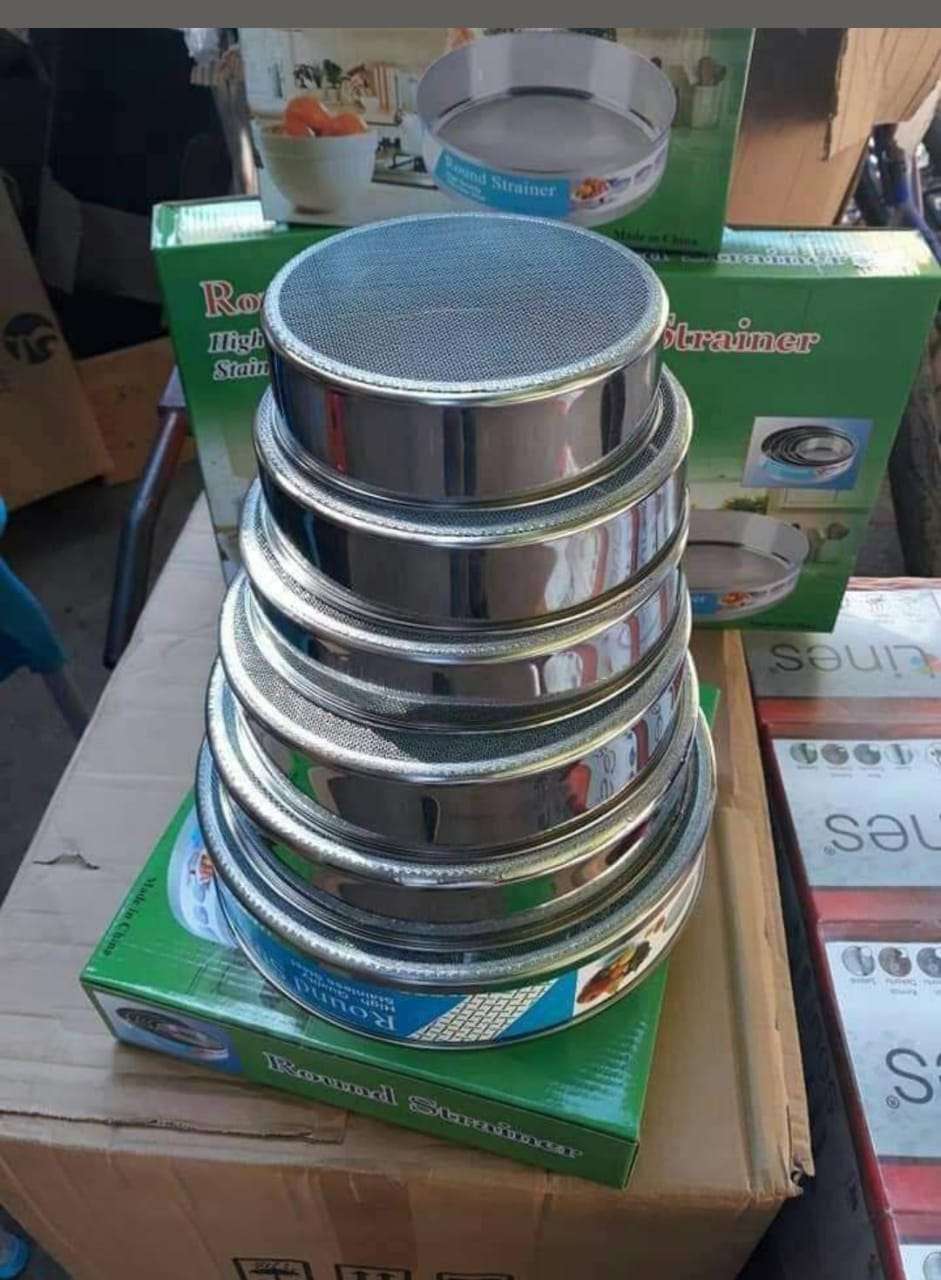 منخل سلك مقاسات مختلفه 6قطع