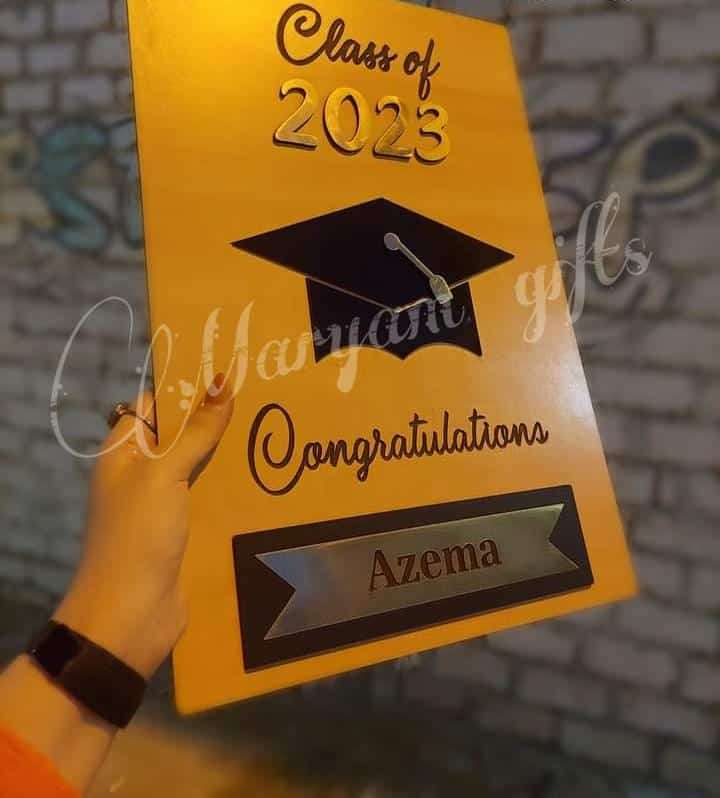 تابلوه التخرج