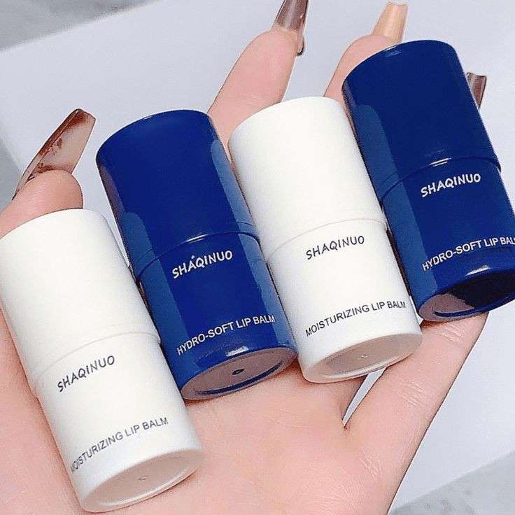 ليب استيك مرطب للشفايف  اورجينال كوري