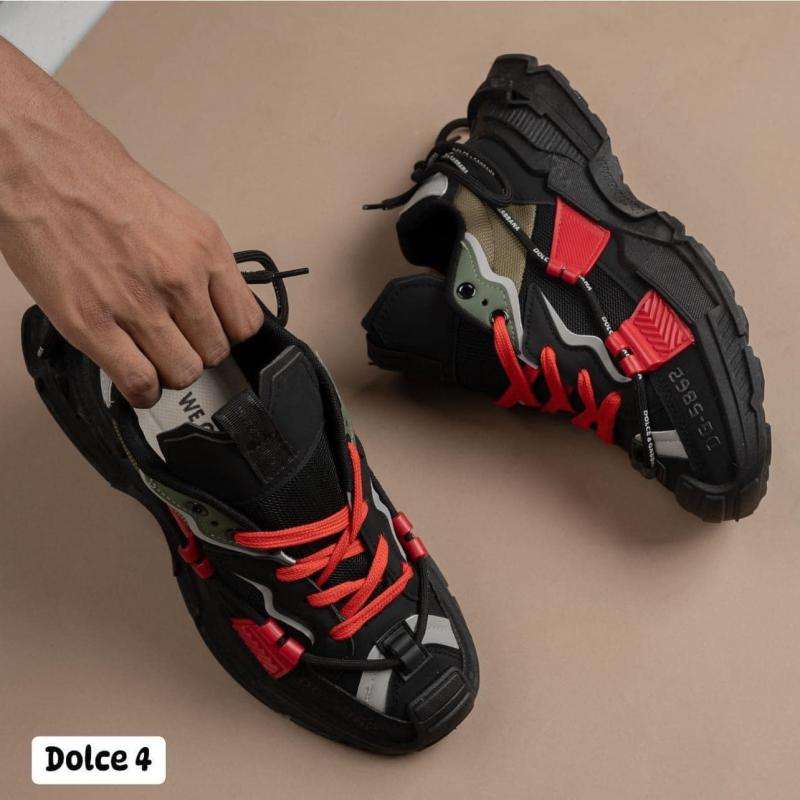 حذاء دولتشي آند غابانا