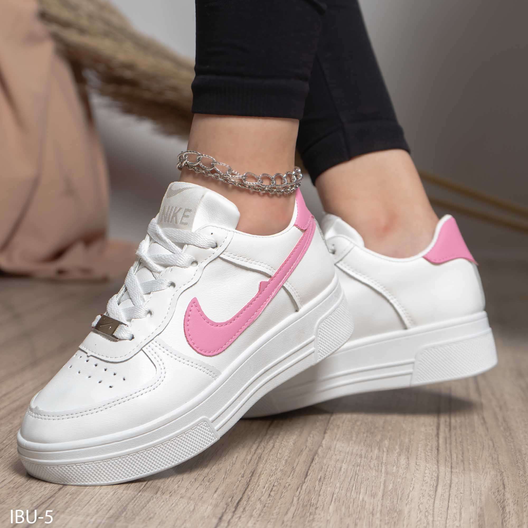 كوتشي فاشون حريمي