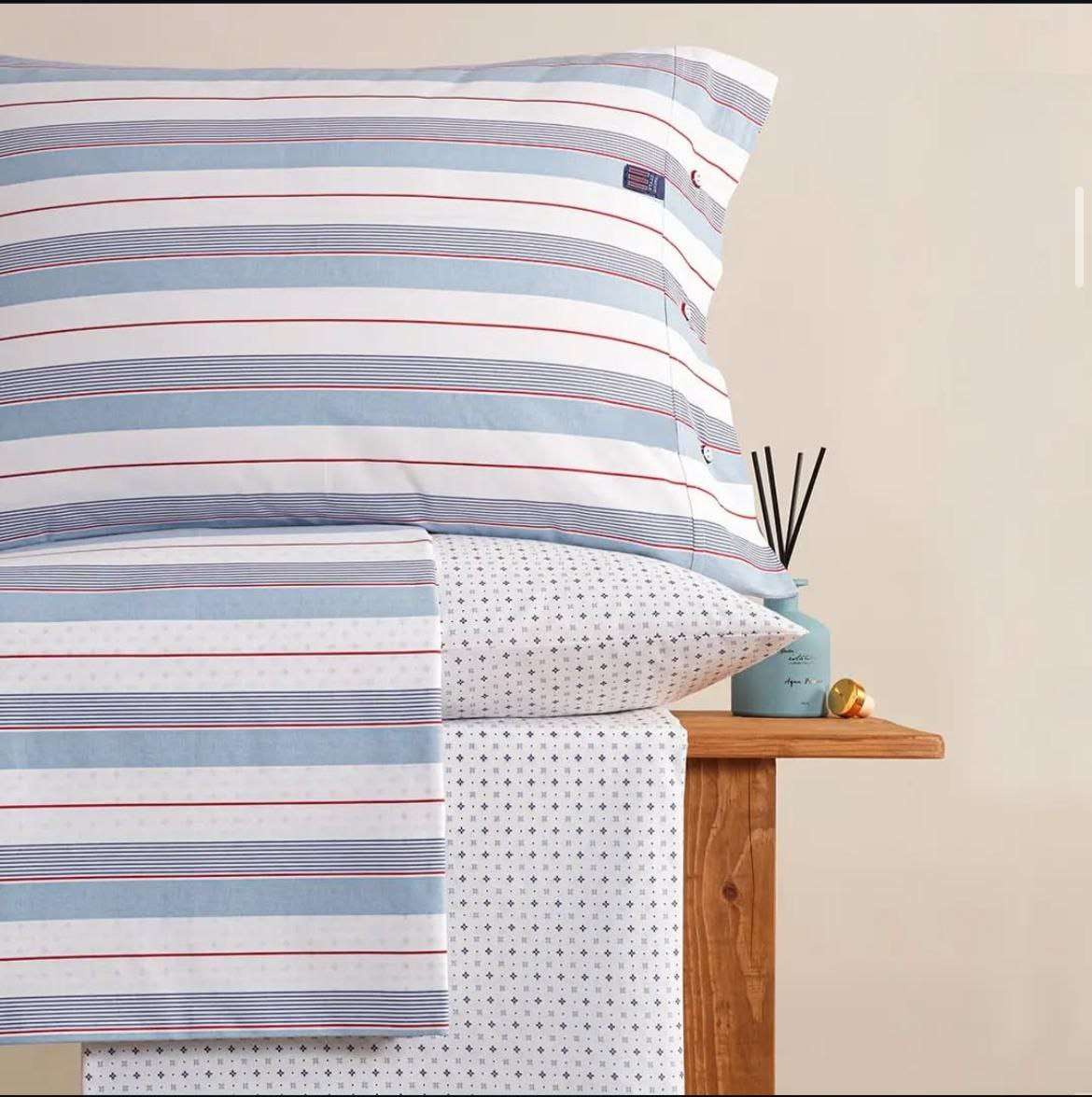 طقم كوفرتة + ملاية قطن بلو مارينا اسطنبول لوكس تركي 

قطن صافي