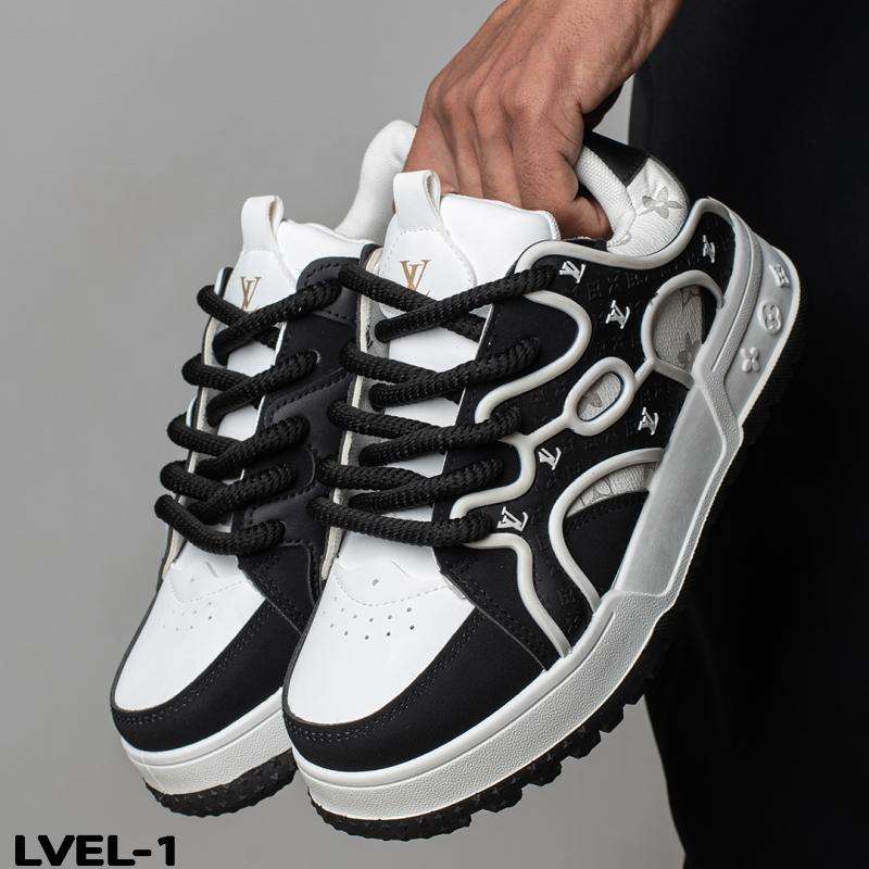 حذاء LV الرياضي