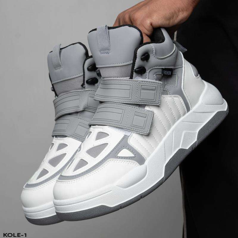 هاف بوت رجالي عصري ومميز