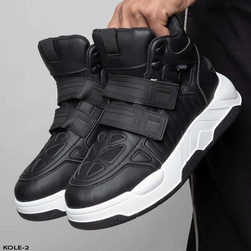 هاف بوت رجالي عصري ومميز