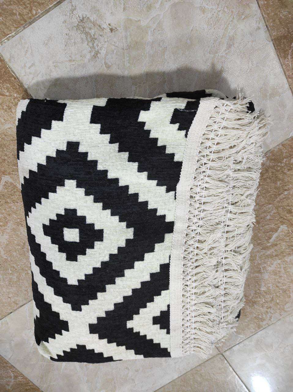 الحافظة الجوبلان ايكيا دبل فيس بفرنشة شراشيب قطن  بتتفرج