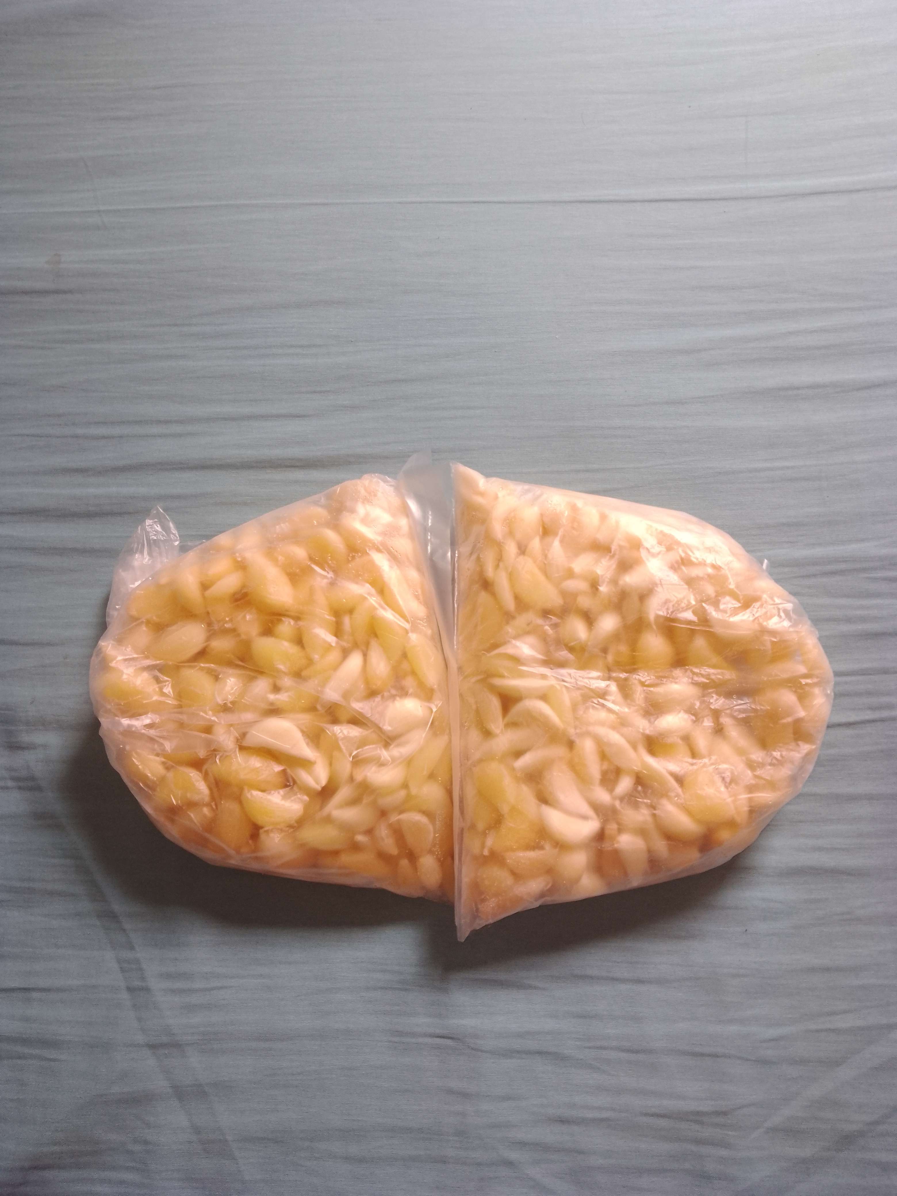 توم مفروم وفصوص